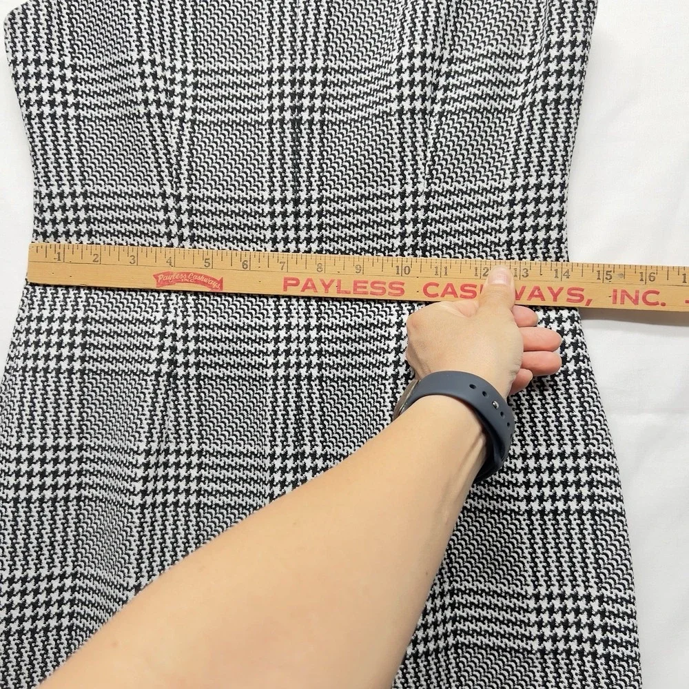 Ann Taylor Women's Sleeveless‎ Plaid  Dress Knee Length, Business/Office Wear